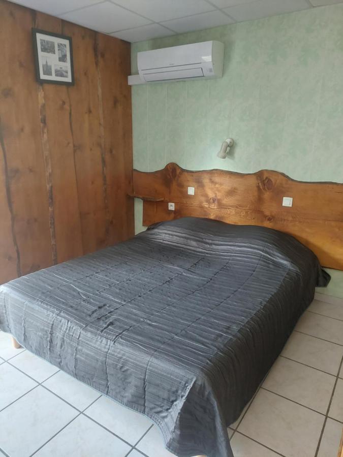 Hotel Restaurant Lancheton Saint-Julien-Mont-Denis Екстер'єр фото