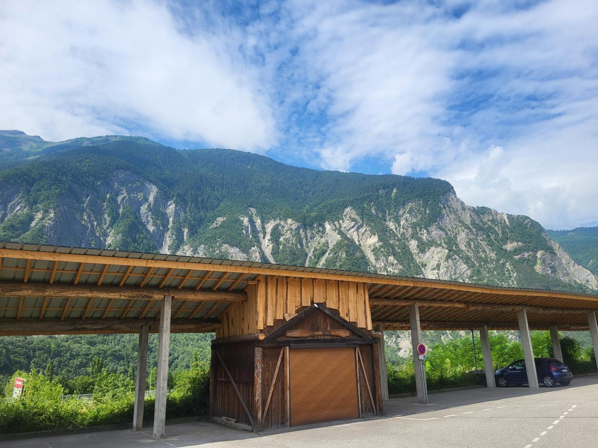 Hotel Restaurant Lancheton Saint-Julien-Mont-Denis Екстер'єр фото
